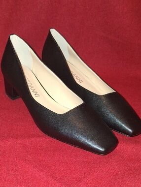 Elegant Black Mid Block-Heel Pumps by